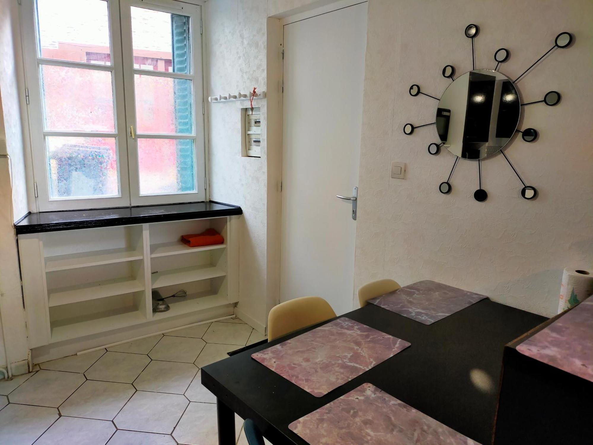 Studio En Rdc Avec Balcon Centre Vitre Exterior photo